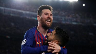 Lionel Messi gritó el gol 600 con un tiro libre histórico en el Barcelona