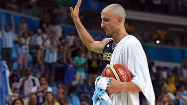 Manu Ginóbili le puso fin a su carrera y anunció su retiro del básquet