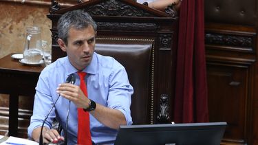 Martín Menem: Banco a Manuel Adorni, no hay posibilidad de que lo reemplace como jefe de Gabinete Martín Menem: Banco a Manuel Adorni, no hay posibilidad de que lo reemplace como jefe de Gabinete