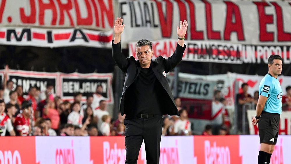 River: ovación a Gallardo y silbidos al plantel: así fue la despedida en el Monumental