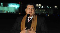 Murió Alan García tras dispararse para evitar detención