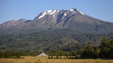 Alerta roja por la erupción de un volcán en el sur de Chile