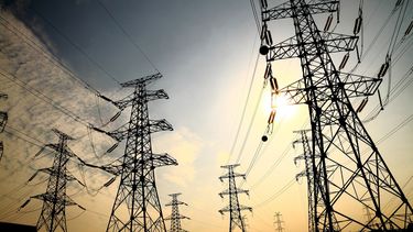 El Gobierno privatizó la mayor transportadora de electricidad del país por US$356 millones El Gobierno privatizó la mayor transportadora de electricidad del país por US$356 millones