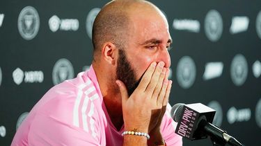 A los 34 años, Gonzalo Higuaín anunció su retiro del fútbol