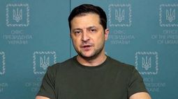 Zelenski afirmó que permanecerá en su oficina en Kiev sin tener miedo