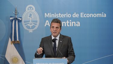Las medidas que anunció Massa para sostener el consumo tras la devaluación