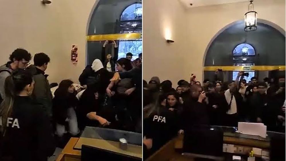 Estudiantes ingresaron al Palacio Pizzurno por la Ley de Financiamiento Universitario