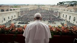 Misa de Pascua: el Papa expresó su tristeza por ataques en Sri Lanka