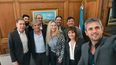 la mesa politica del gobierno se reunio, con pleno debate sobre la situacion economica