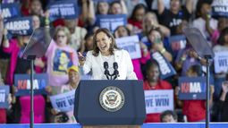 Harris y Trump apuntan a los indecisos y latinos en el final de la campaña