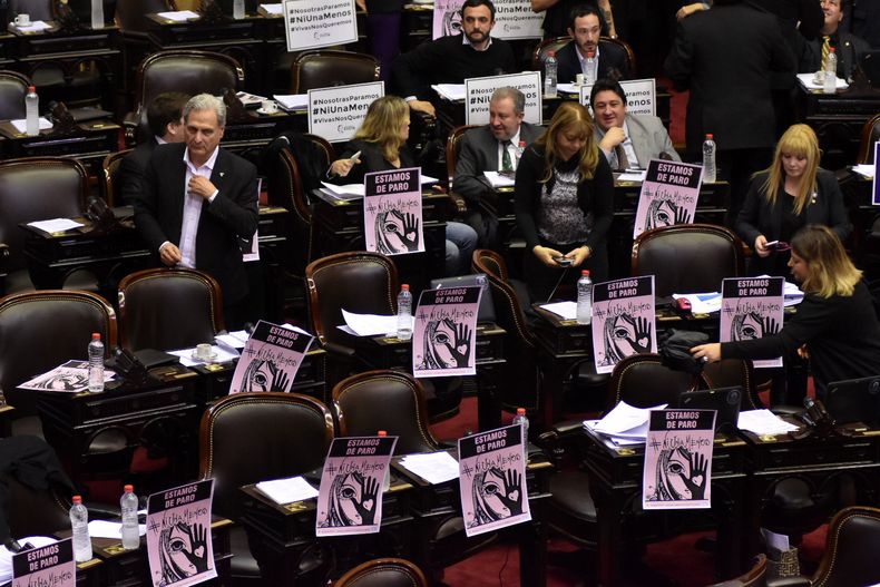 Diputados ni una menos