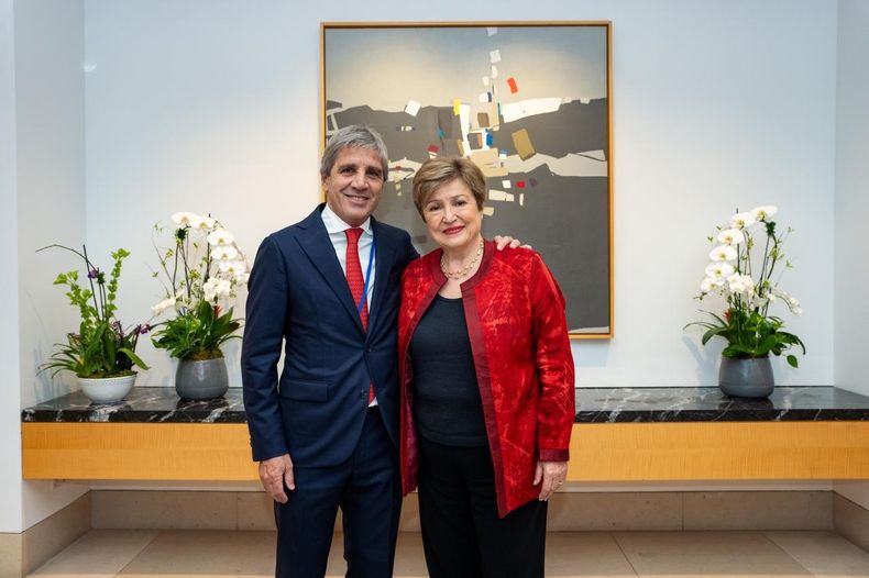 Kristalina Georgieva y Luis Caputo