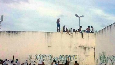 Un nuevo motín en una cárcel de Brasil deja al menos 30 muertos