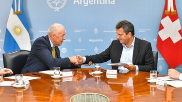 Argentina renegocia su deuda con Suiza