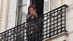 Cristina Kirchner, sobre el juicio de Cuadernos: Comienza otro show judicial en Comodoro Py Cristina Kirchner, sobre el juicio de Cuadernos: Comienza otro show judicial en Comodoro Py