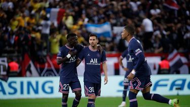 Messi tuvo su esperado debut en Paris Saint Germain: jugó 25 minutos