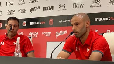 Mascherano anunció su retiro del fútbol