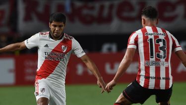 River empató 1 a 1 con Estudiantes y dio otro paso al título