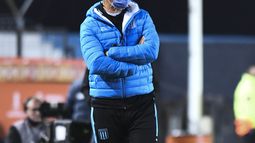 Tras la derrota en el clásico, Pizzi dejó de ser el técnico de Racing