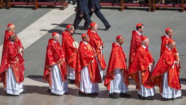 El cónclave para elegir al sucesor de Francisco empezará el 7 de mayo